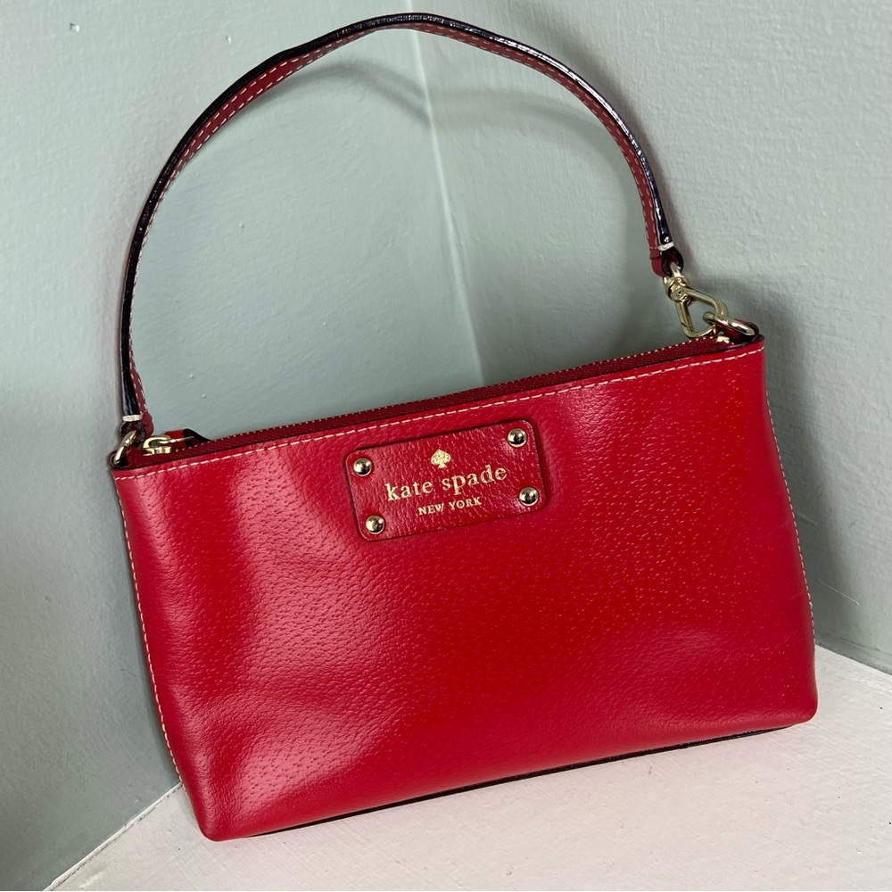Kate Spade Wellesley Red Wristlet Clutch Purse wallet Bag
